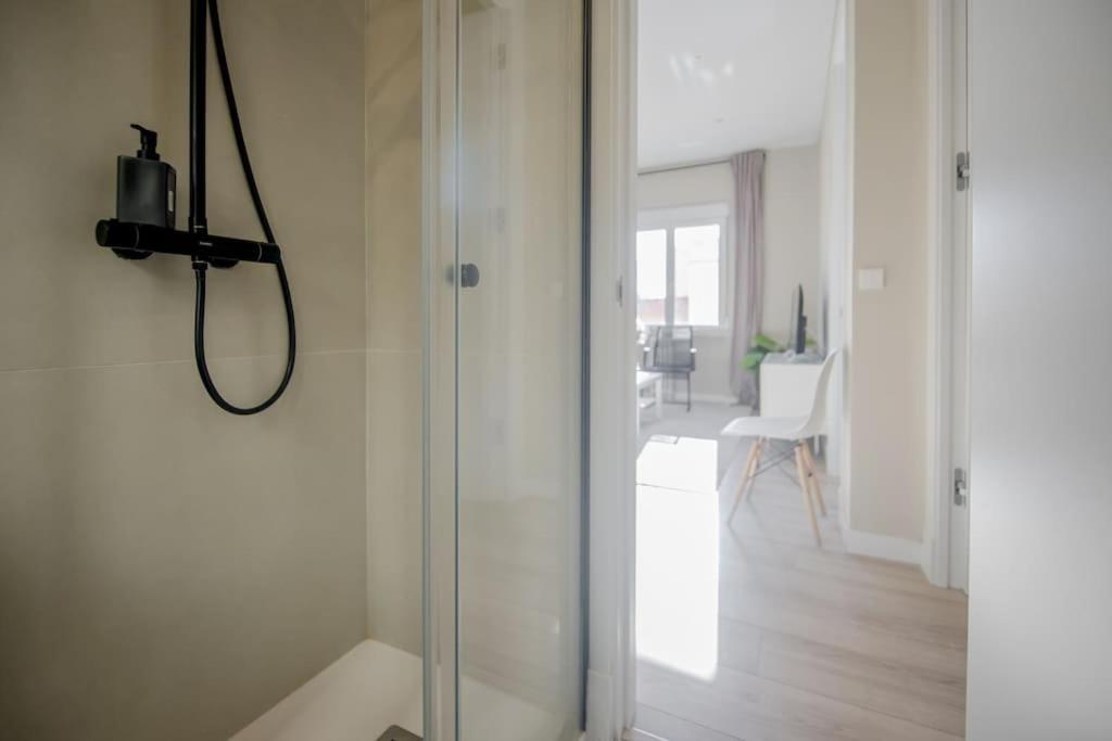 Familiar Piso De 3 Hab - Centro De Madrid/rastro Apartment *