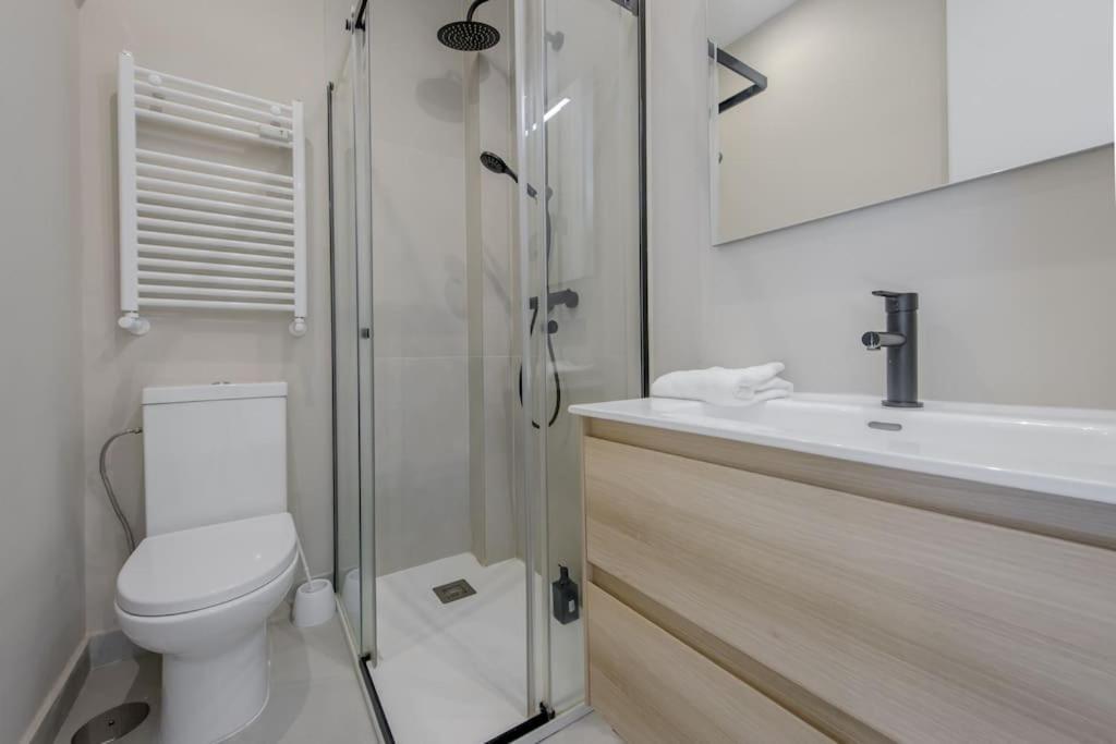 Familiar Piso De 3 Hab - Centro De Madrid/rastro Apartment *